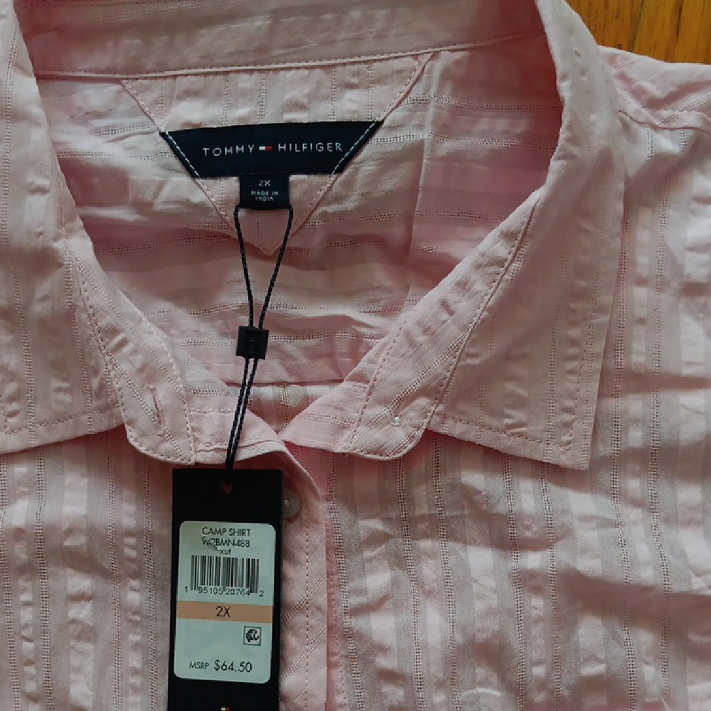 Tommy Hilfiger Pink Casual Button Down Shirt NWT - Picture 2 of 3